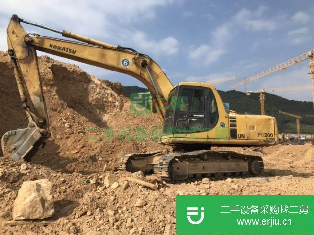 廣東出售二手小松200-6挖掘機(jī)