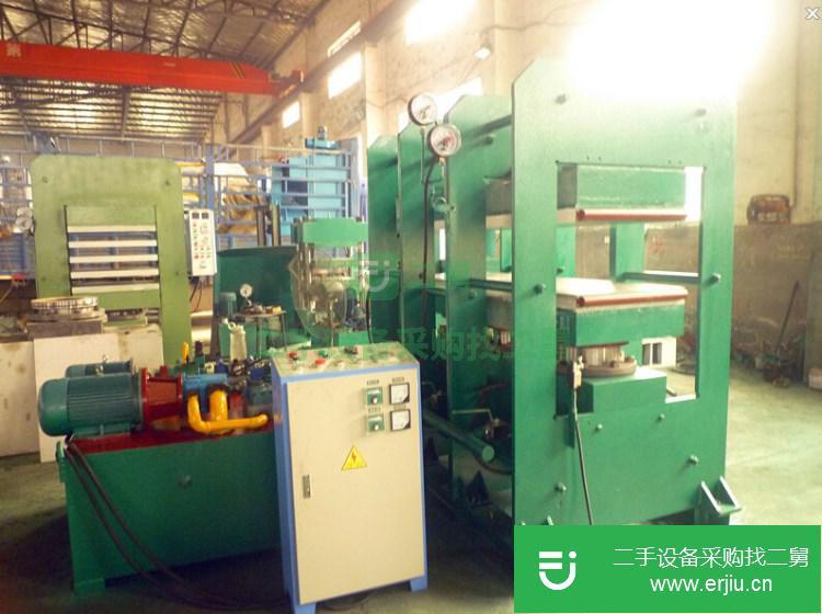 山東出售二手鑫城300噸減速帶硫化機