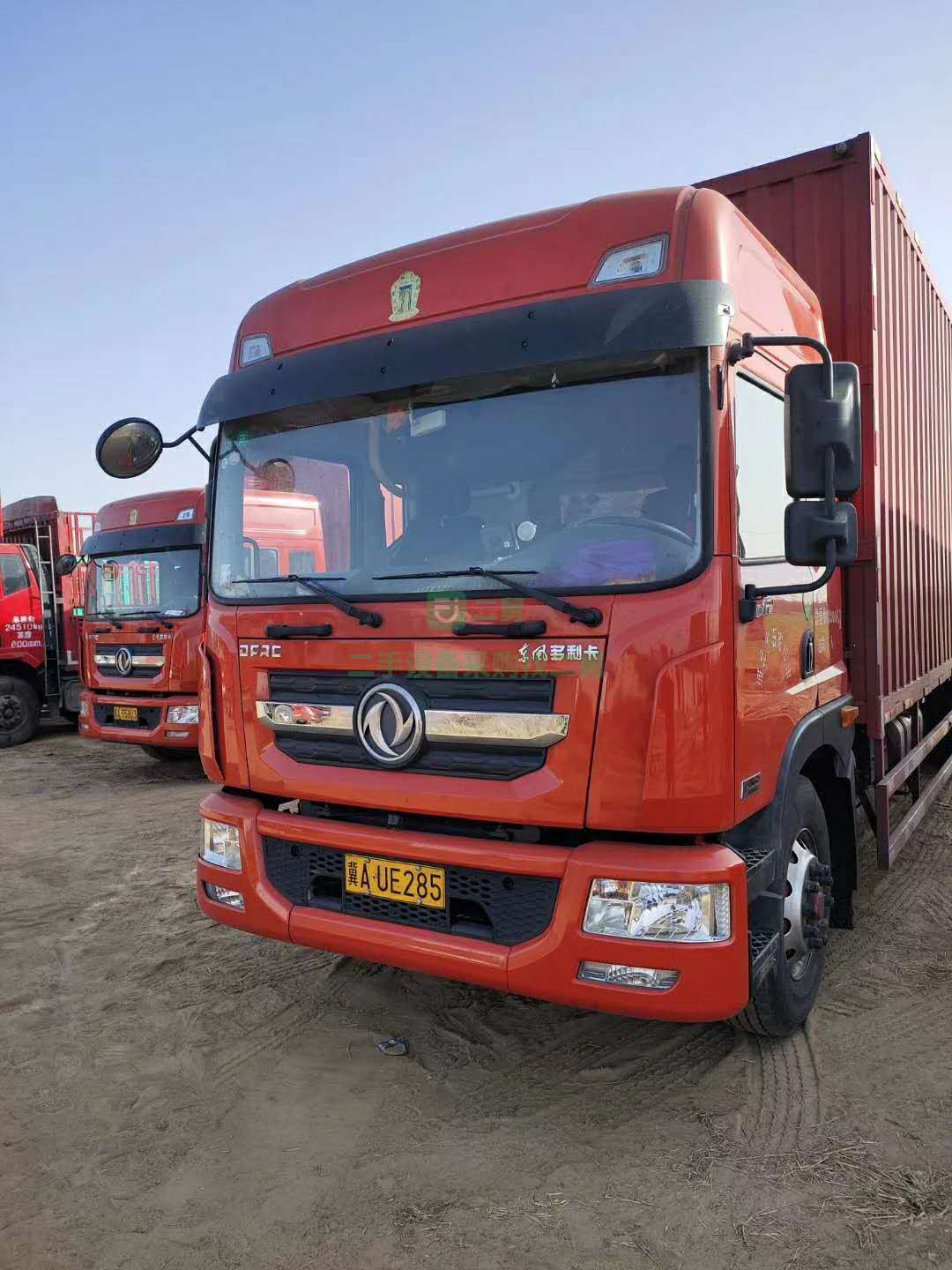 出售一臺車齡3個月9.6前二后四高欄貨車，車況精品，帶大保險
