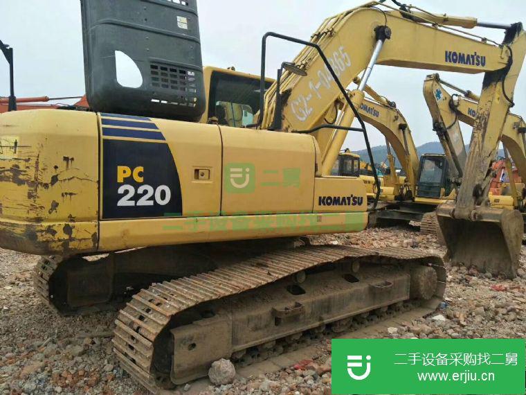 上海出售二手8成新小松挖掘機(jī)22噸