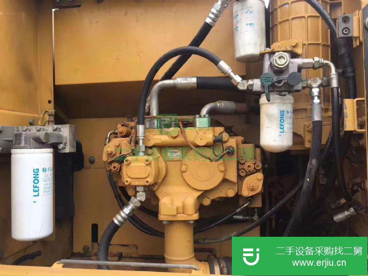 江蘇出售二手卡特320D挖掘機