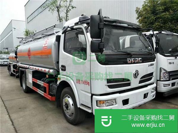 云南出售二手江淮8噸150馬力油罐車
