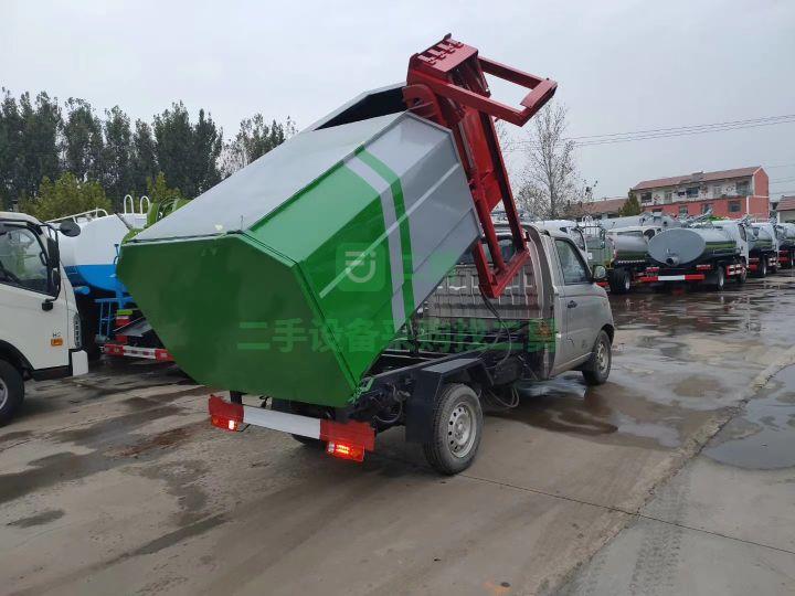 出售18年的福田垃圾車，九成新