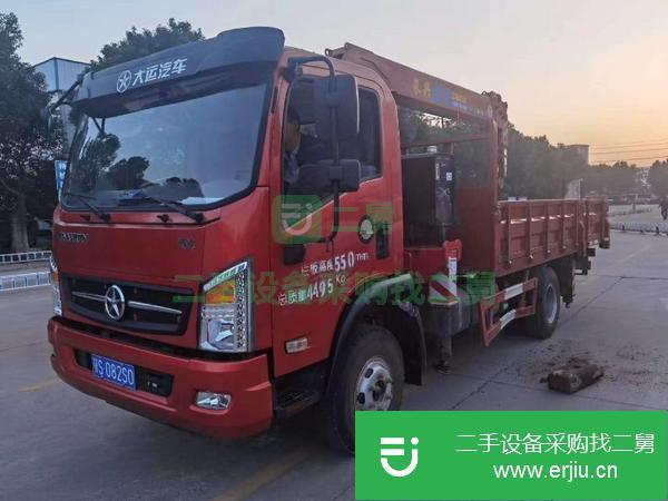 重慶出售二手大運隨車吊170馬力5噸4節臂