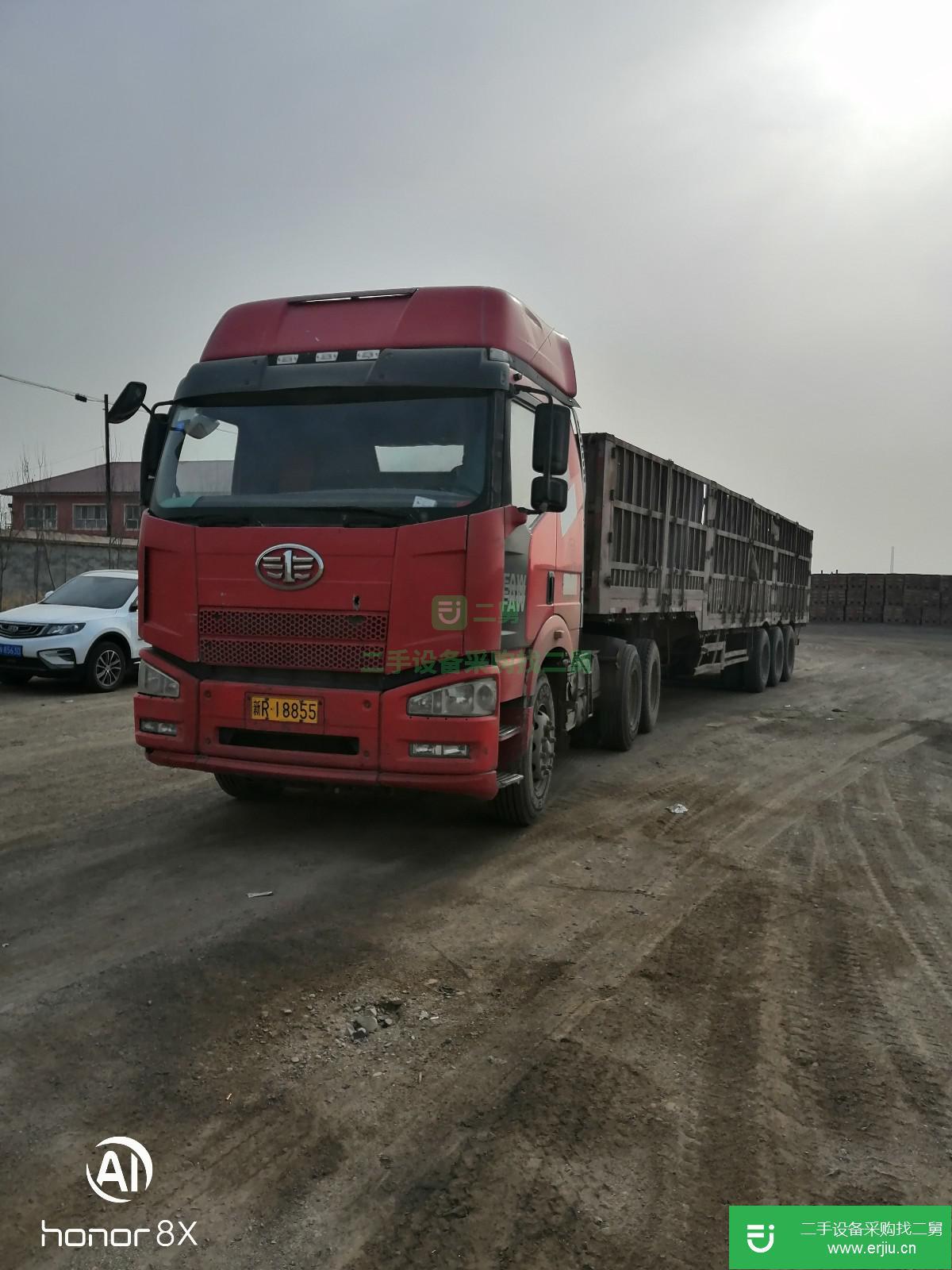 新疆出售二手解放J6P半掛車(chē)
