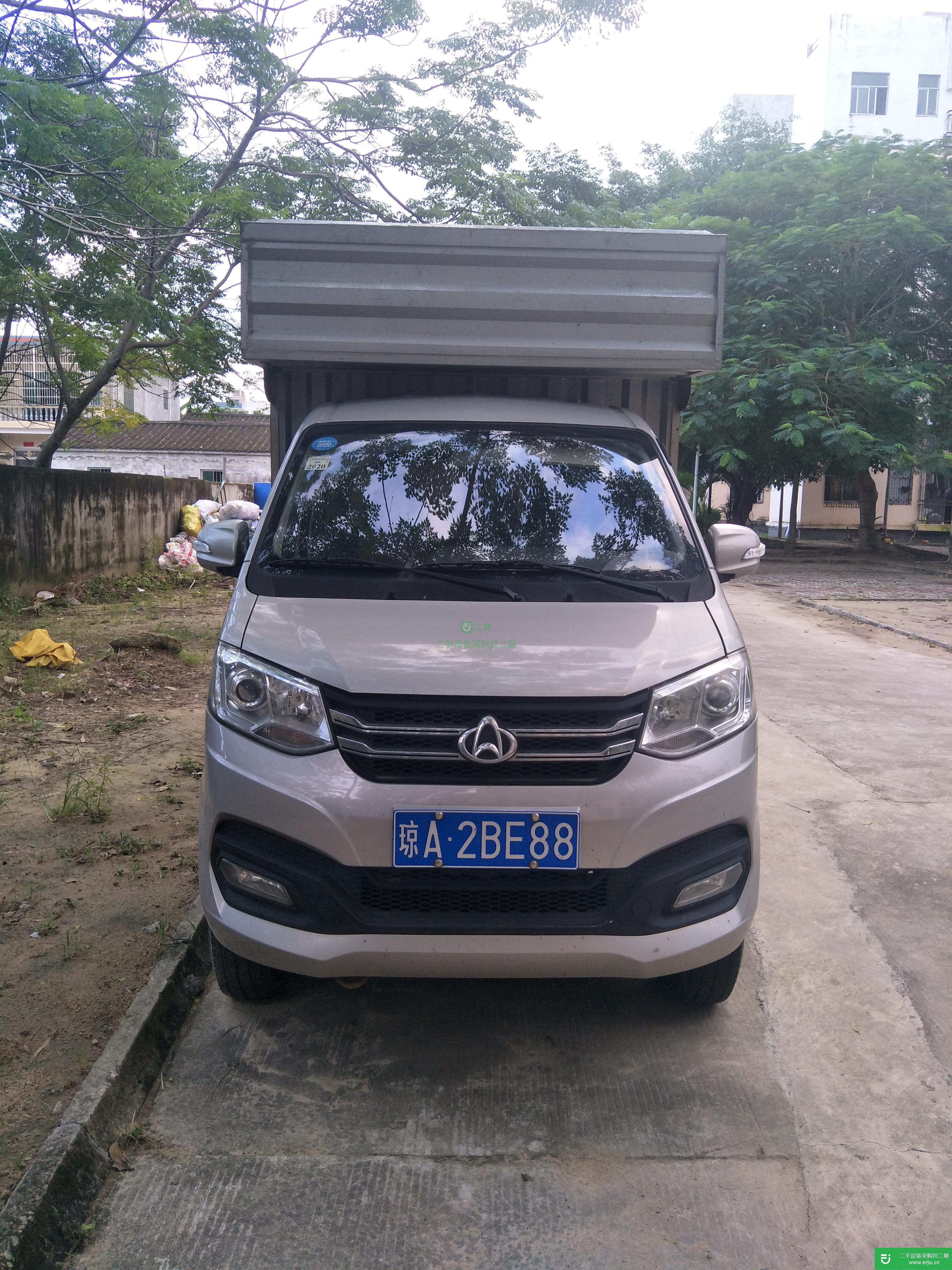 海南出售二手長安跨越箱式貨車