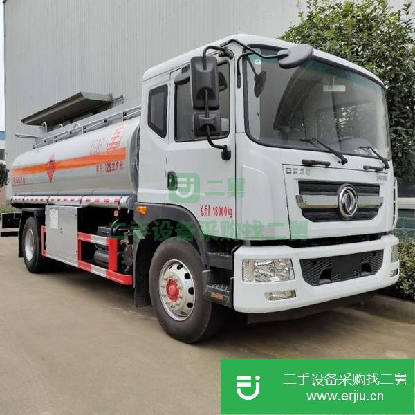 江西出售二手10噸油罐車康明斯180馬力國五發動機