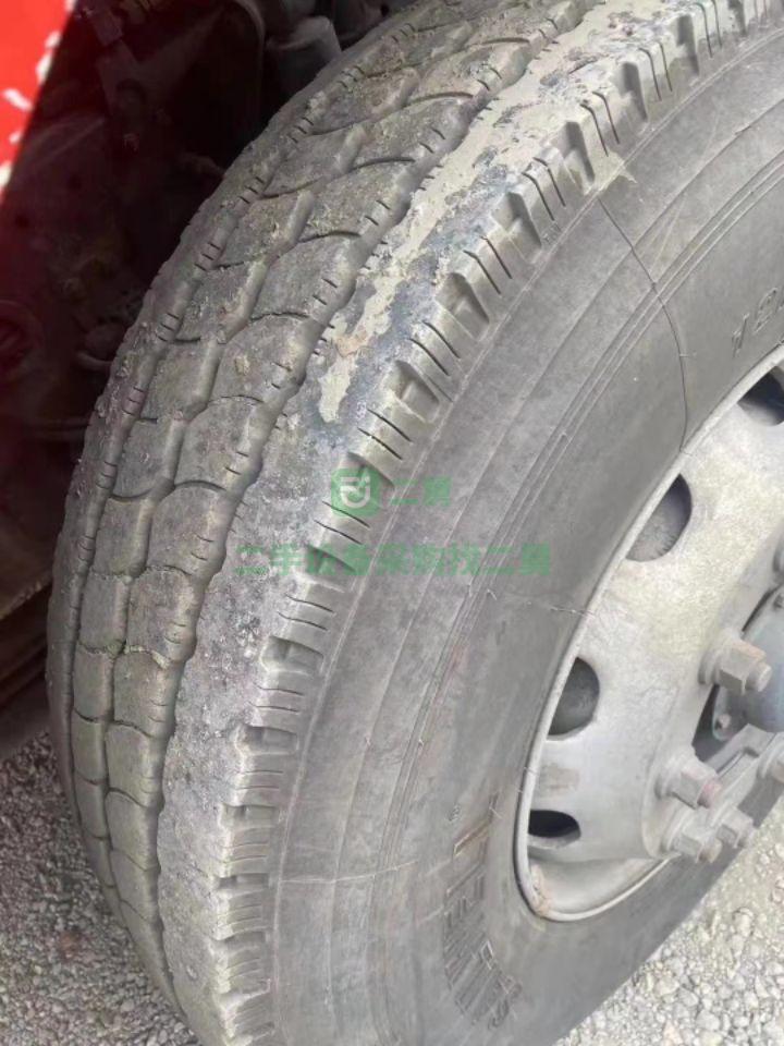 出售德龍新m3000馬力400牽引車，國五原車原版