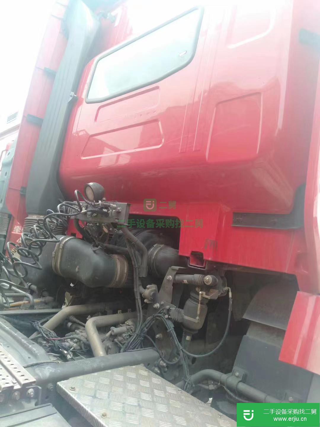 江西出售二手重汽豪沃540馬力半掛車