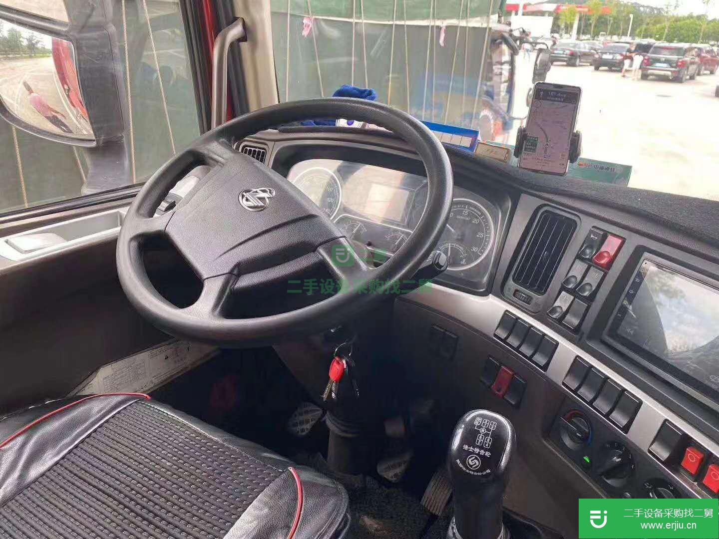 江西出售二手東風(fēng)柳箱式貨車