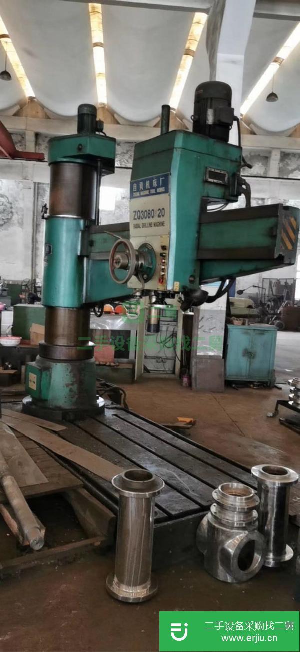江蘇出售二手自貢3080搖臂鉆帶工作臺