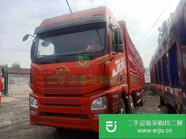 山東出售解放前四后八9.6米高欄貨車(chē)，420馬力錫柴發(fā)動(dòng)機(jī)