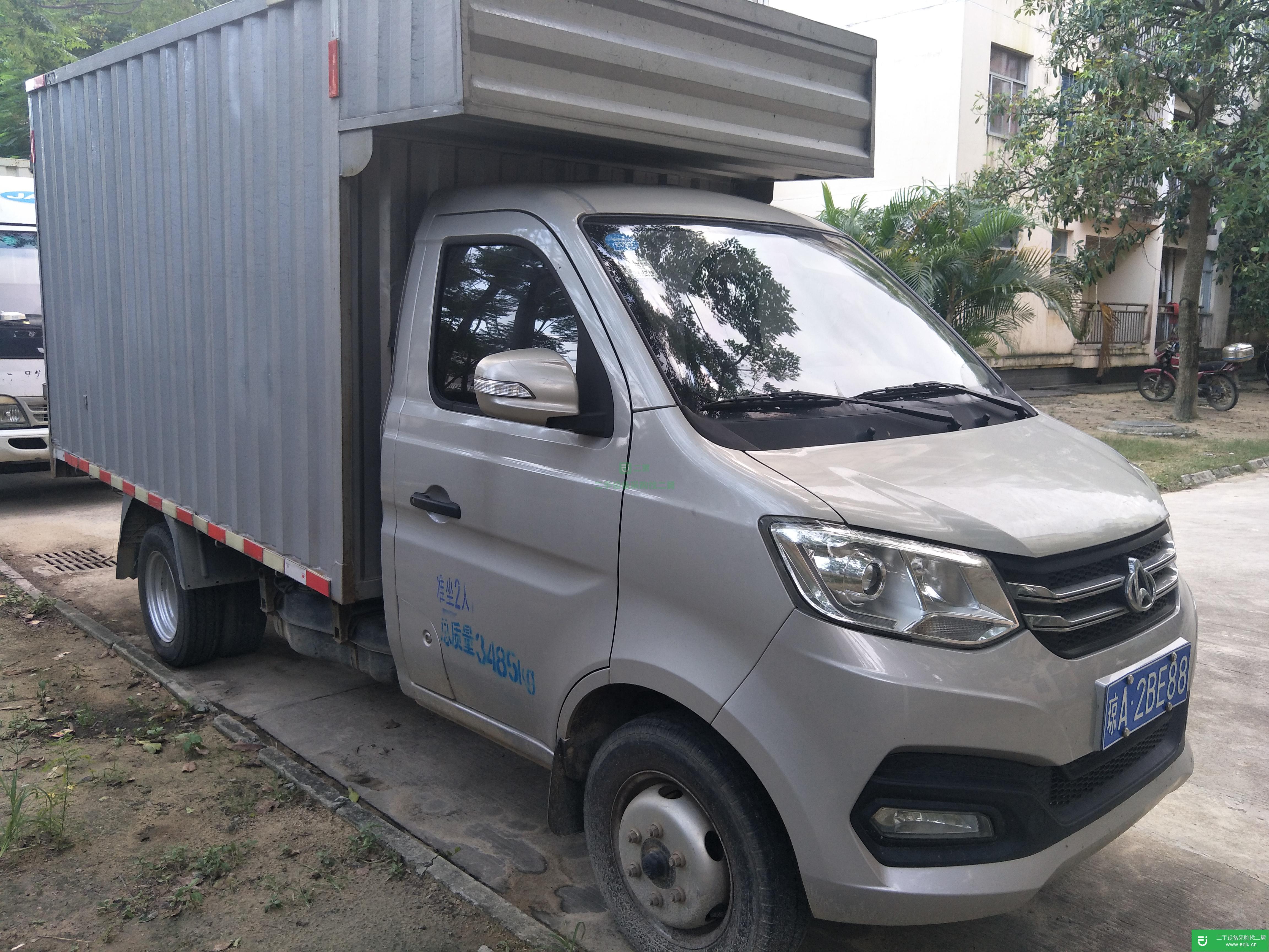 海南出售二手長安跨越箱式貨車