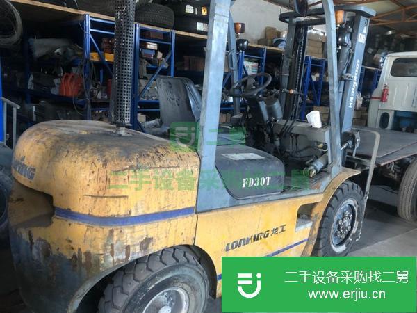 山西出售二手龍工叉車(chē)工作時(shí)間1300小時(shí)