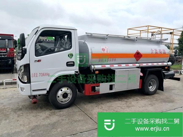 湖北出售二手4.5方東風多利卡油罐車