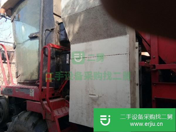 山東出售二手玉米收割機(jī)