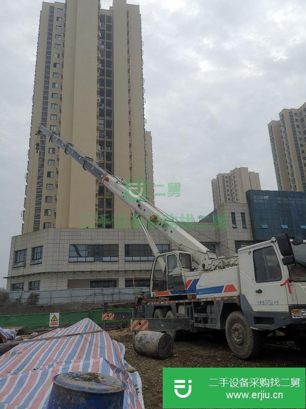 四川出售二手13年中聯25V5吊車