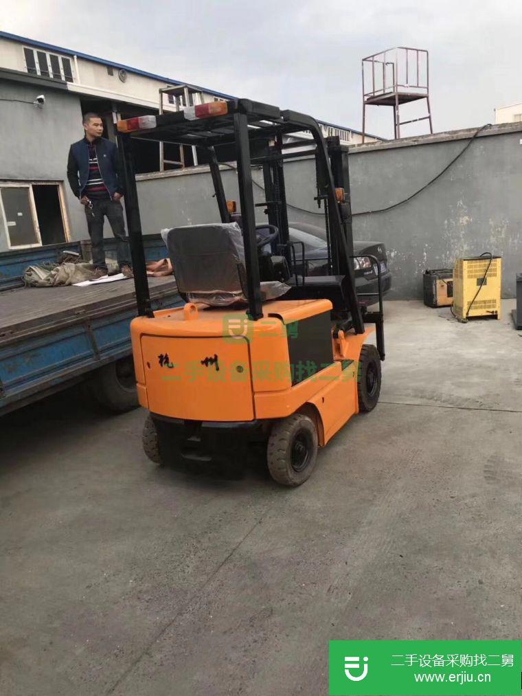 上海出售二手杭州1.5噸電動叉車，升高3米