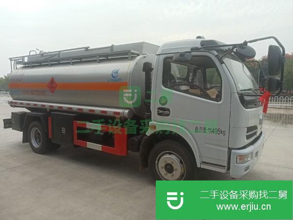 廣西出售二手5噸油罐車手續(xù)齊全