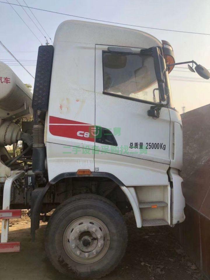 出售18年國五三一C8攪拌車！，新車狀態(tài)！車好價(jià)不高