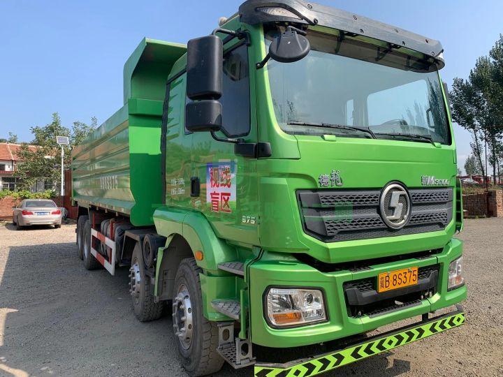 出售18年8月7.6米德龍新m3000前四后八自卸車