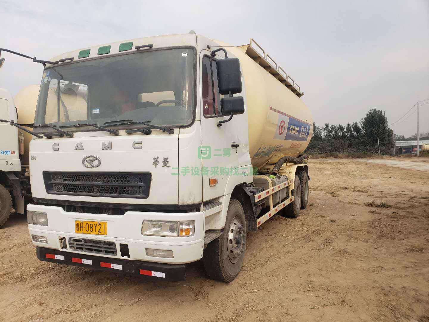 山東出售華菱德龍干混砂漿散裝水泥罐車