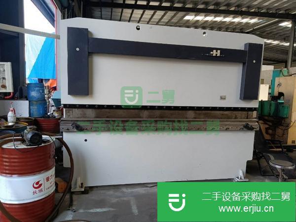 廣東出售二手100T*3200數(shù)控折彎機(jī)