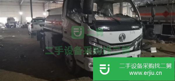 重慶出售二手油罐車全柴88馬力5檔變速箱