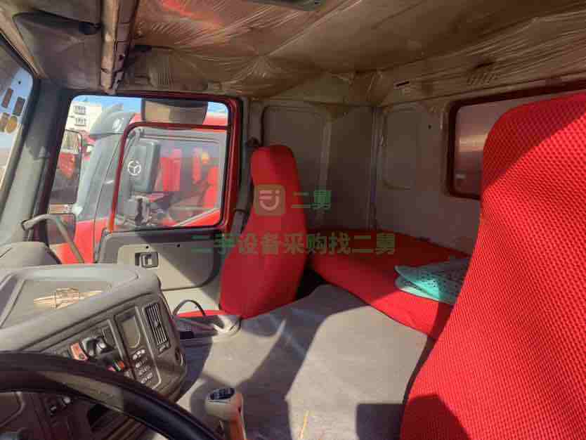 出售13年10月全手續6米豪沃后八輪運輸車