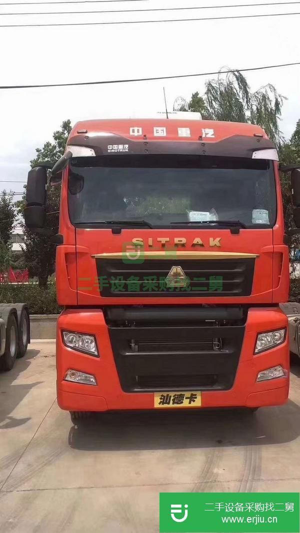 甘肅出售二手汕德卡牽引車 國六排放1000升 氣罐440馬力雙驅(qū)輕體