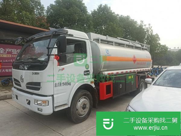 廣西出售二手5噸油罐車手續(xù)齊全