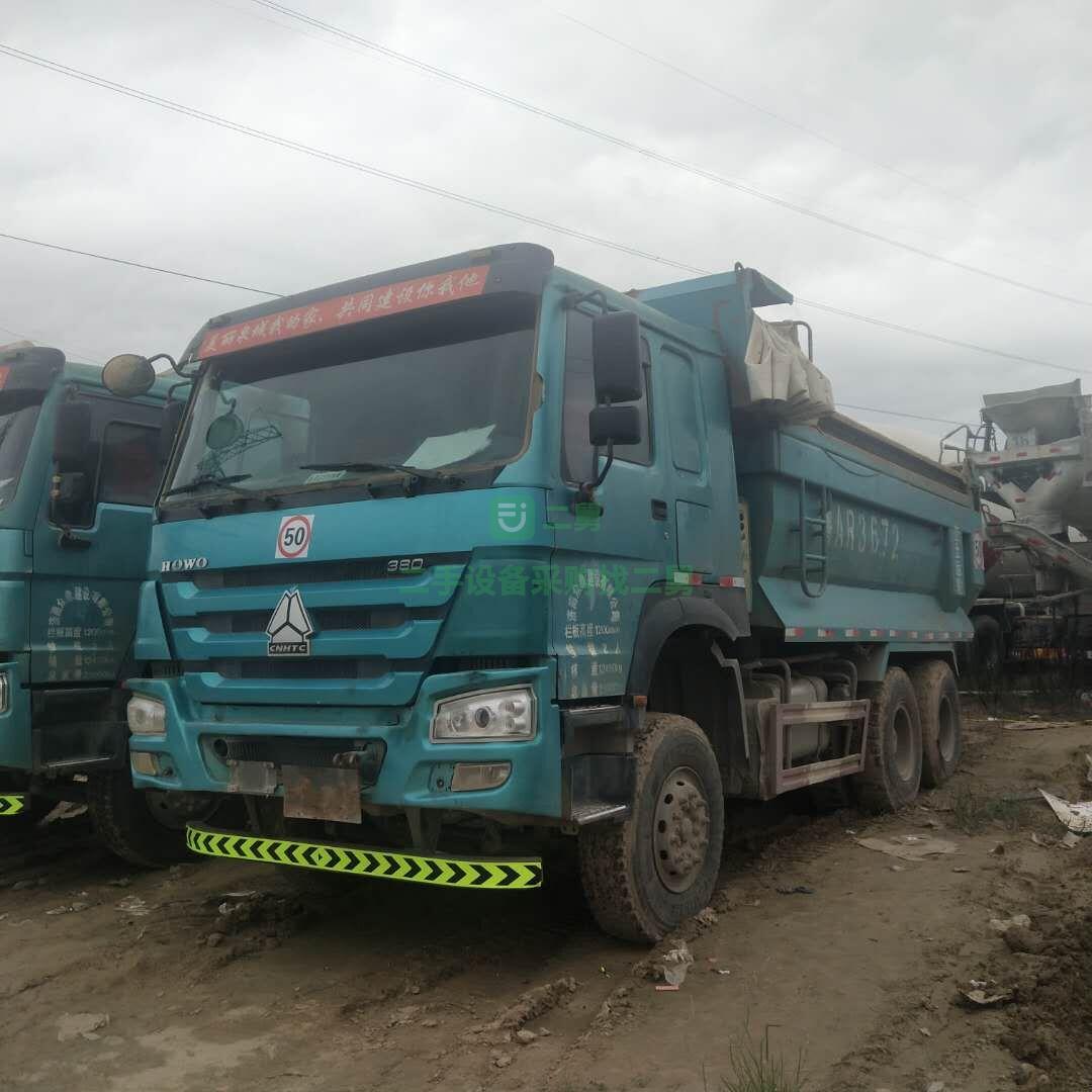 出售二手豪沃前四后八自卸車 7.8米大箱翻斗