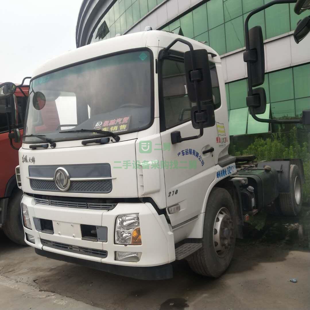 出售二手18年的豪沃牽引車可分期