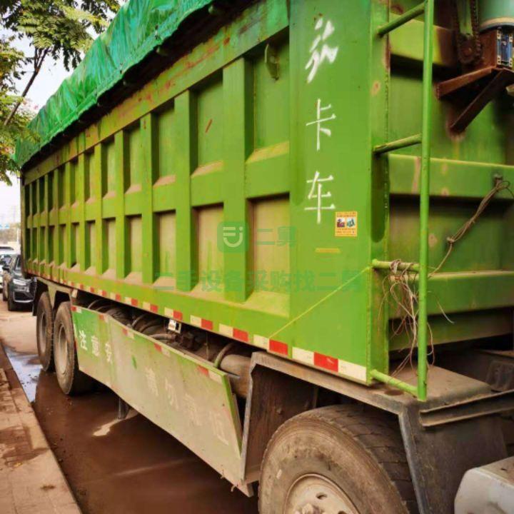 出售二手的一汽解放前四后八重汽自卸車