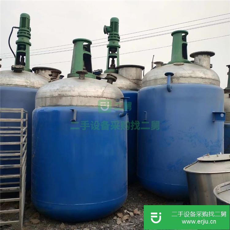 山東出售二手10噸搪瓷反應(yīng)釜