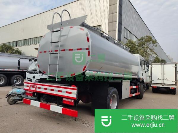 江蘇出售二手國六15噸加油車可上個人戶