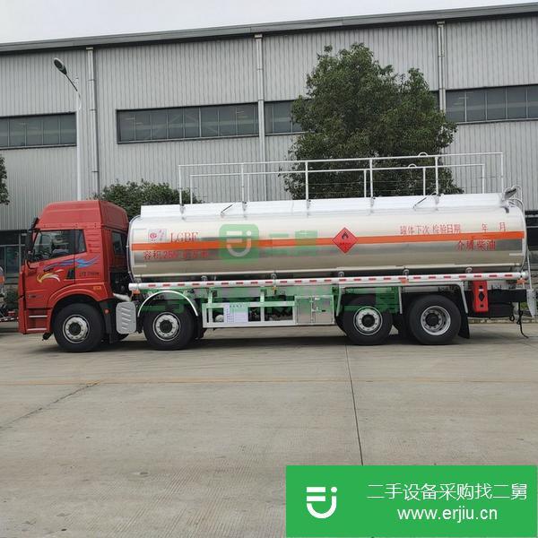 山西出售二手解放前四后六26O馬力運油車