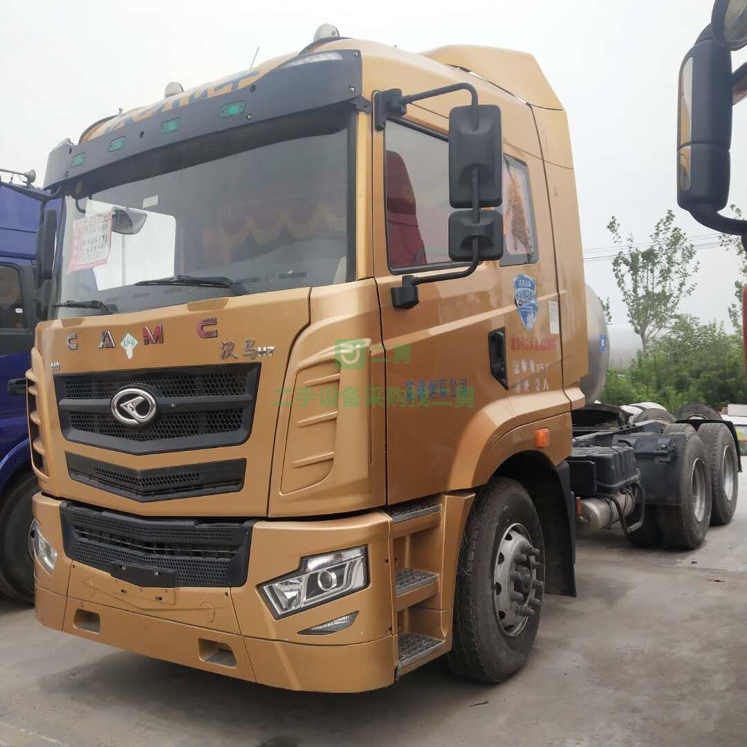出售二手18年11月豪沃T7H/430馬力LNG燒汽牽引車