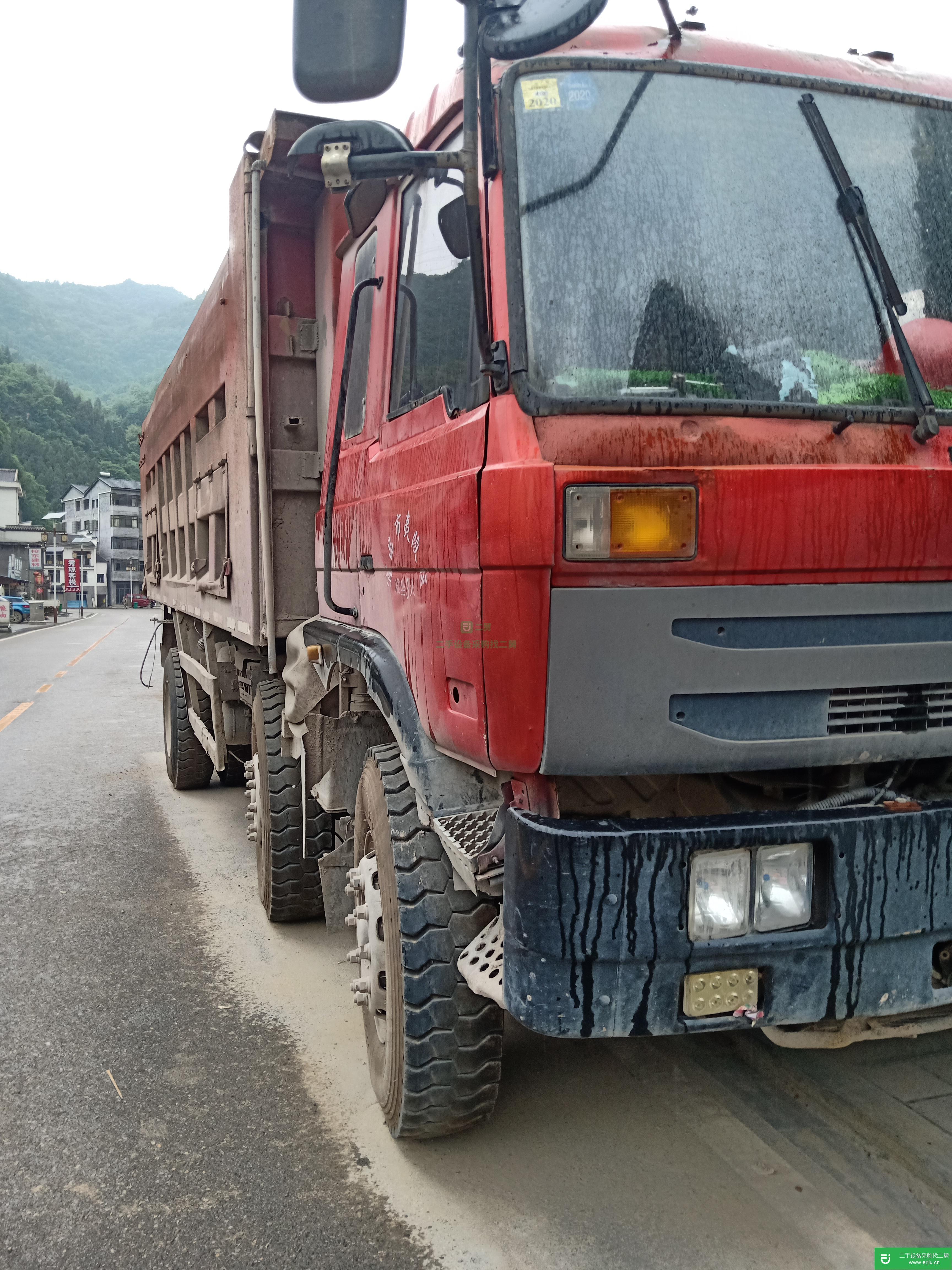 湖北出售二手東風(fēng)240馬力自卸車(chē)