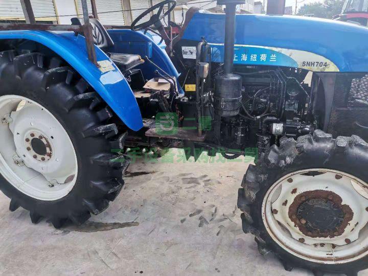 出售12年上海紐荷蘭704拖拉機