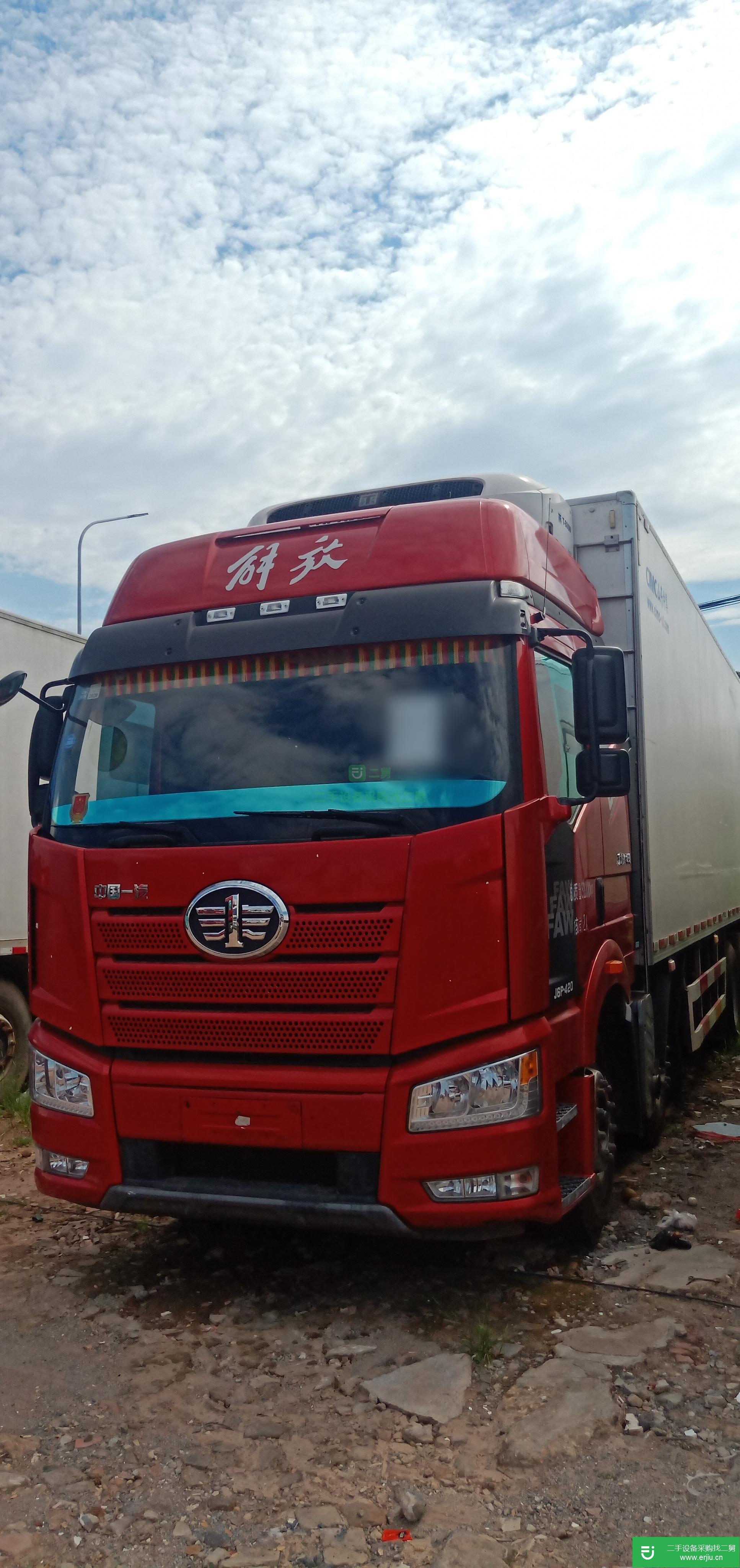 江西出售二手一汽解放冷藏車420馬力
