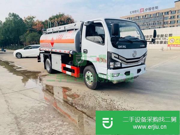 貴州出售二手東風5噸油罐車已上好戶