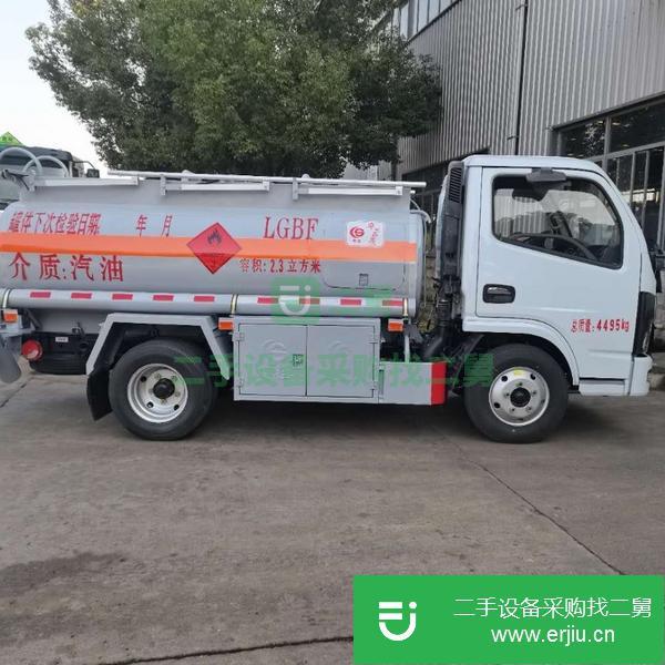 湖北出售二手8噸油罐車玉柴150馬力萬里揚六檔