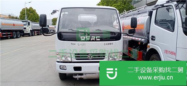湖北出售二手東風多利卡5.15方玉柴115油罐車