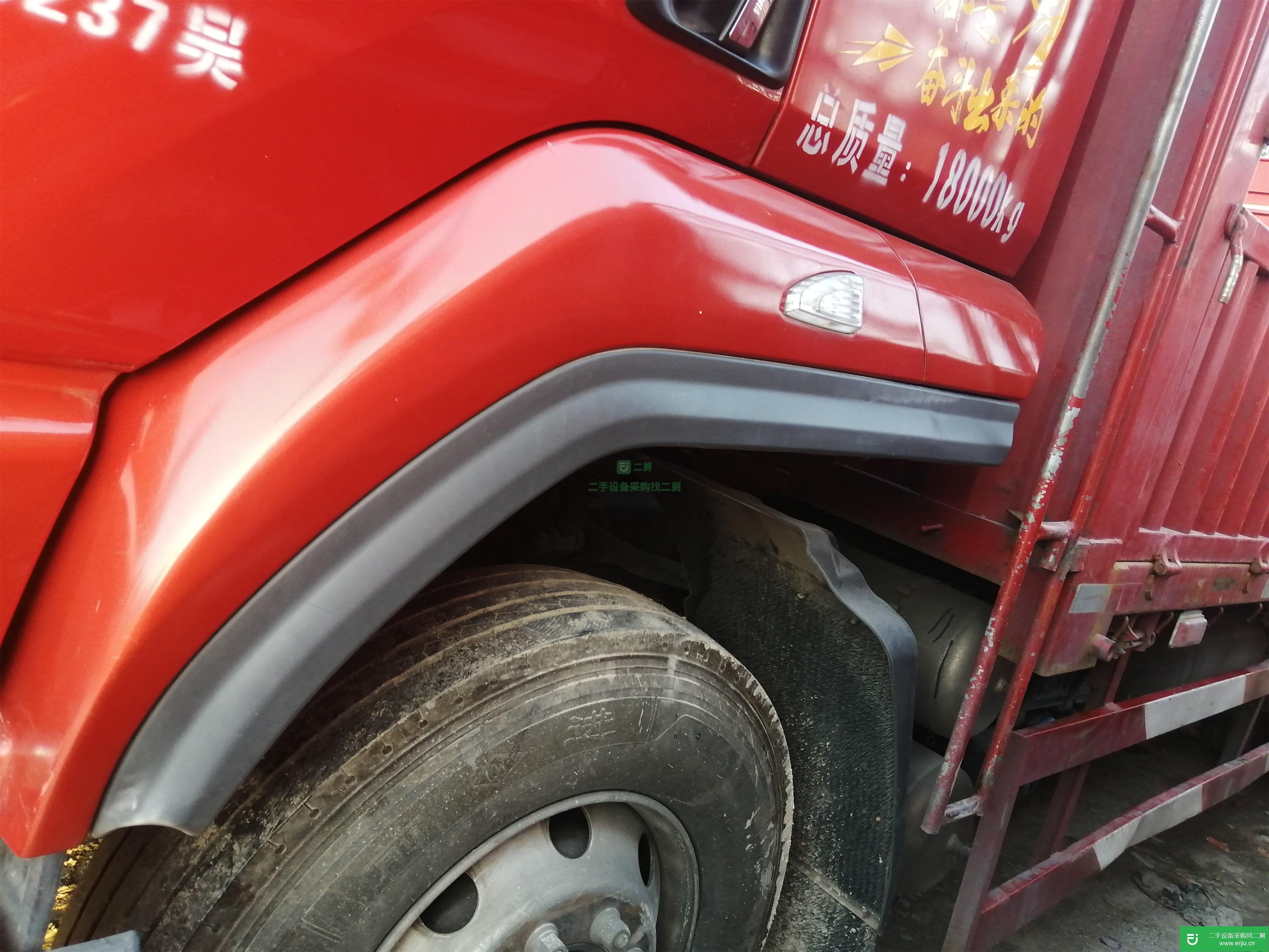 江西出售二手東風柳汽220馬力貨車