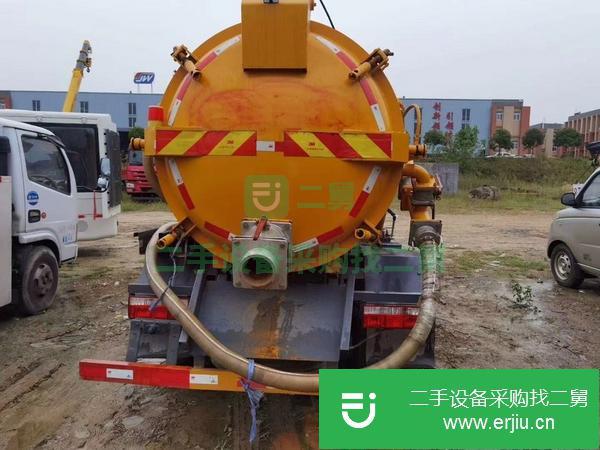 湖北出售18年二手吸污車實(shí)表3萬公里