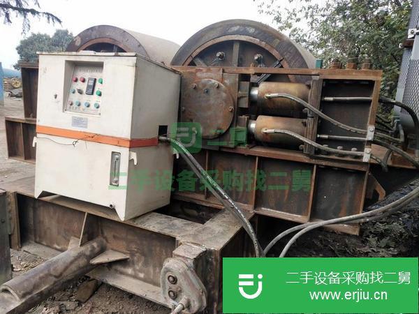 河南出售二手800--1200對(duì)滾制砂機(jī)