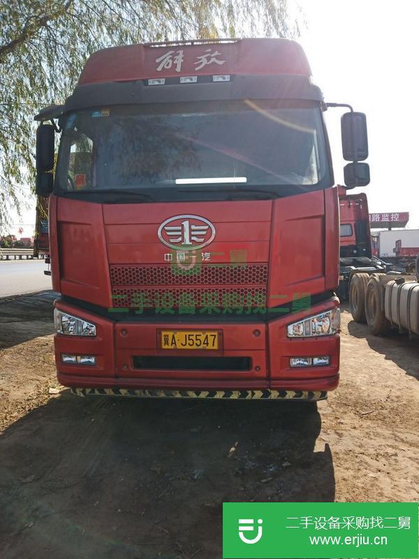 河北出售二手解放牽引車，420馬力，國五雙驅，車況原版