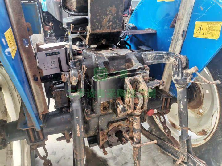 出售12年上海紐荷蘭704拖拉機