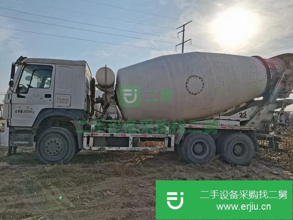 湖北出售二手大14拉16方豪沃攪拌車